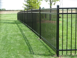 Steel & aluminum fences